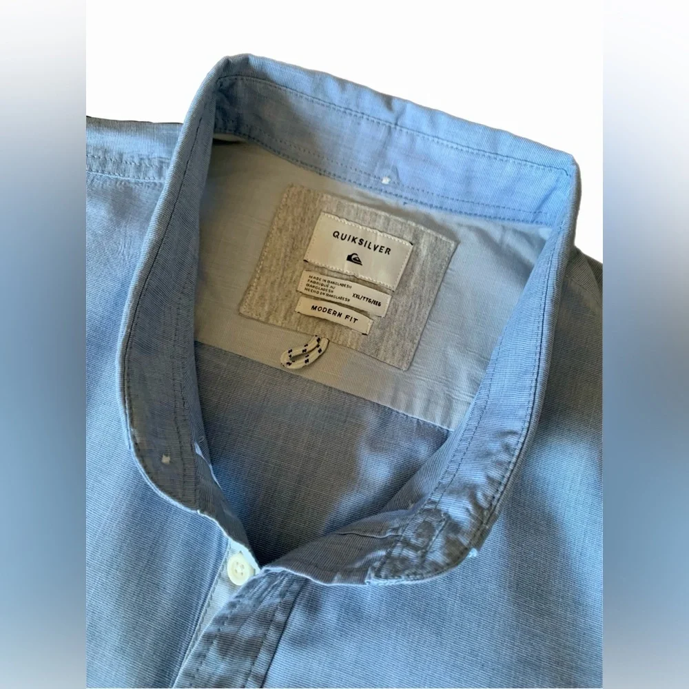 Quiksilver Men’s short sleeve button down shirt